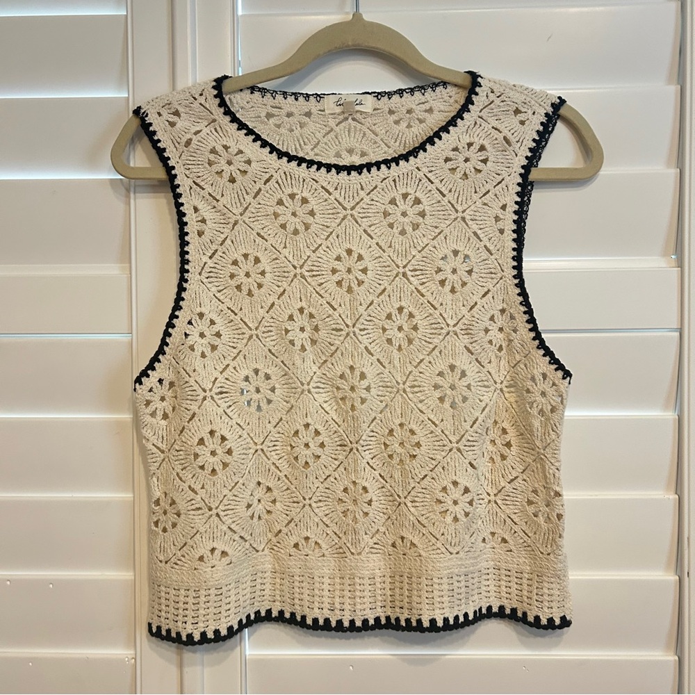 Lili Lala Paris Sleeveless Crochet Top Cream Black Size One Size